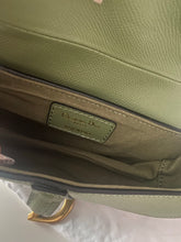 Load image into Gallery viewer, Saddle Bag Grained Leather