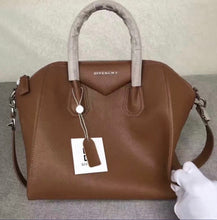 Load image into Gallery viewer, Antigona Grained Leather