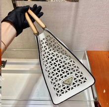 Load image into Gallery viewer, Cut Out Shopper