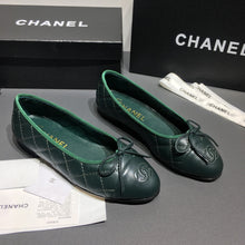 Load image into Gallery viewer, CC Quilted Pumps