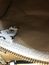 Load image into Gallery viewer, Giant Monogram Speedy 30