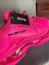 Load image into Gallery viewer, Triple S Clear Sole Colours