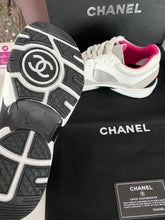 Load image into Gallery viewer, CC Black Sneaker