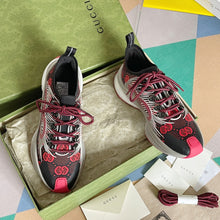 Load image into Gallery viewer, Run Sneaker
