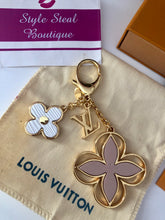 Load image into Gallery viewer, Bag Charm/Keychain