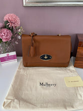 Load image into Gallery viewer, Lily