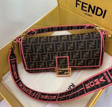 Load image into Gallery viewer, Baguette