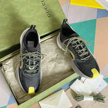 Load image into Gallery viewer, Run Sneaker