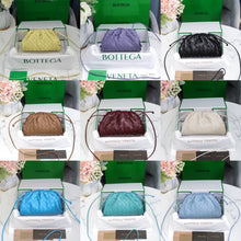 Load image into Gallery viewer, Mini Pouch