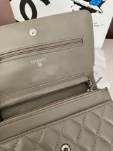 Load image into Gallery viewer, Lambskin Woc