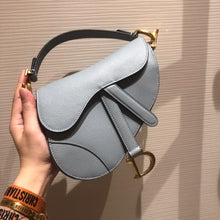 Load image into Gallery viewer, Saddle Bag Grained Leather