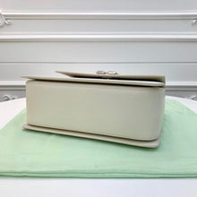 Load image into Gallery viewer, Jitney