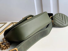 Load image into Gallery viewer, New Wave Pochette