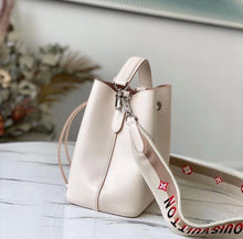 Load image into Gallery viewer, Neonoe BB