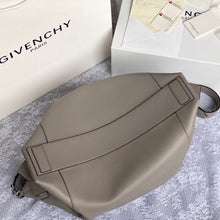 Load image into Gallery viewer, Antigona Soft Leather