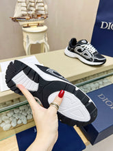 Load image into Gallery viewer, B30 Trainers