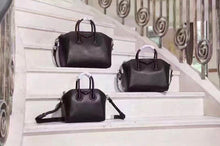 Load image into Gallery viewer, Antigona Grained Leather