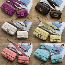 Load image into Gallery viewer, Baguette