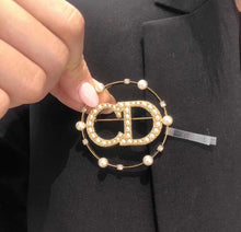 Load image into Gallery viewer, Clair D Lune Brooch

