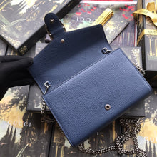 Load image into Gallery viewer, Dionysus Grained WOC