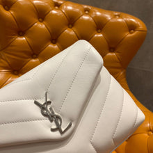 Load image into Gallery viewer, Loulou Mini