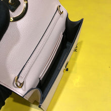 Load image into Gallery viewer, Leather Belt Bag