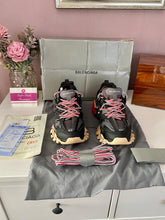 Load image into Gallery viewer, Track Sneaker Ladies