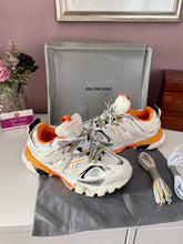 Load image into Gallery viewer, Track Sneaker Ladies