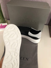 Load image into Gallery viewer, Oversized Sneaker Leather Ladies