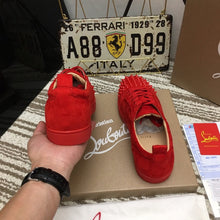 Load image into Gallery viewer, Louis Spikes Womens