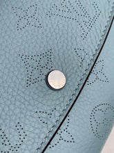 Load image into Gallery viewer, Iris Wallet