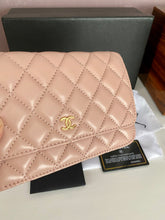 Load image into Gallery viewer, Lambskin Woc