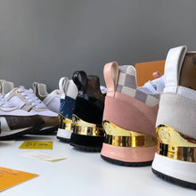 Load image into Gallery viewer, Runaway Sneaker