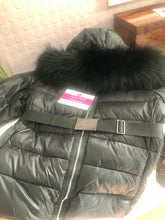 Load image into Gallery viewer, Fur Zip Coat
