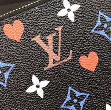 Load image into Gallery viewer, Game On Wallet