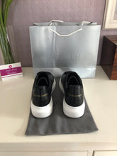 Load image into Gallery viewer, Oversized Sneaker Leather Ladies