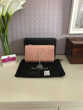 Load image into Gallery viewer, Kate Medium Embossed Tassel Bag