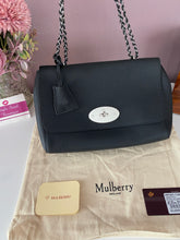 Load image into Gallery viewer, Lily