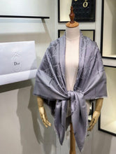 Load image into Gallery viewer, Silk Blend Shawl