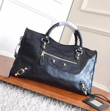 Load image into Gallery viewer, City Bag