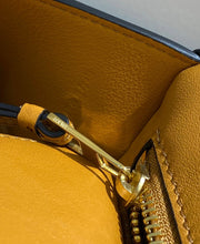 Load image into Gallery viewer, Puzzle Hobo