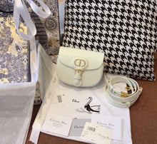 Load image into Gallery viewer, Bobby