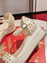 Load image into Gallery viewer, Madmonica Wedges