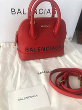 Load image into Gallery viewer, Ville