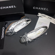 Load image into Gallery viewer, CC Quilted Pumps