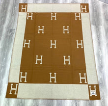Load image into Gallery viewer, Wool Blanket