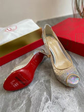 Load image into Gallery viewer, Very Strass