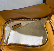 Load image into Gallery viewer, Puzzle Hobo