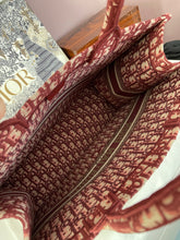 Load image into Gallery viewer, Book Tote Oblique