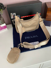 Load image into Gallery viewer, Re-Edition Pochette